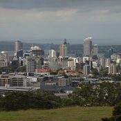 Diese Skyline sieht man vom Mt. Eden aus.